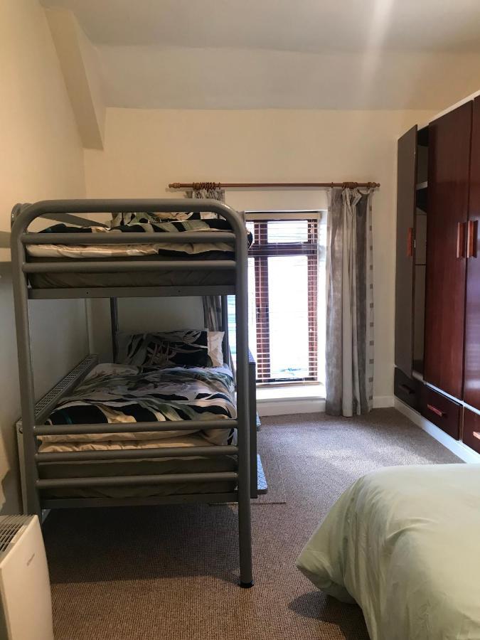 The Old House Hostel Sligo Buitenkant foto